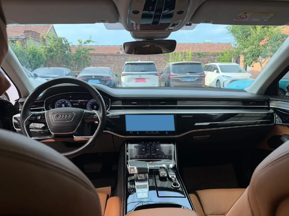 2024 Audi A8 3.0T 340HP V6 8AT,autocango,china used car exporter,china ev exporter,chinese used car exporter,chinese used ev exporter