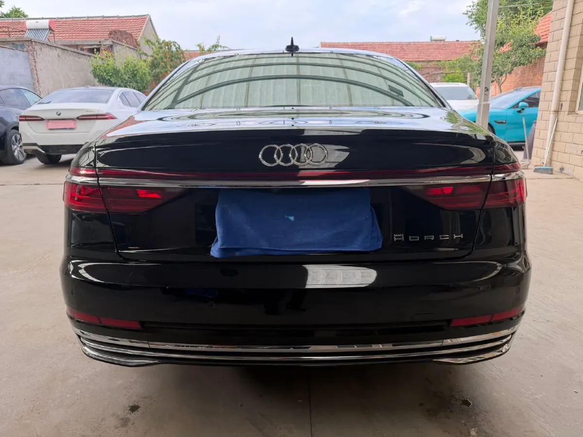 2024 Audi A8 3.0T 340HP V6 8AT,autocango,china used car exporter,china ev exporter,chinese used car exporter,chinese used ev exporter