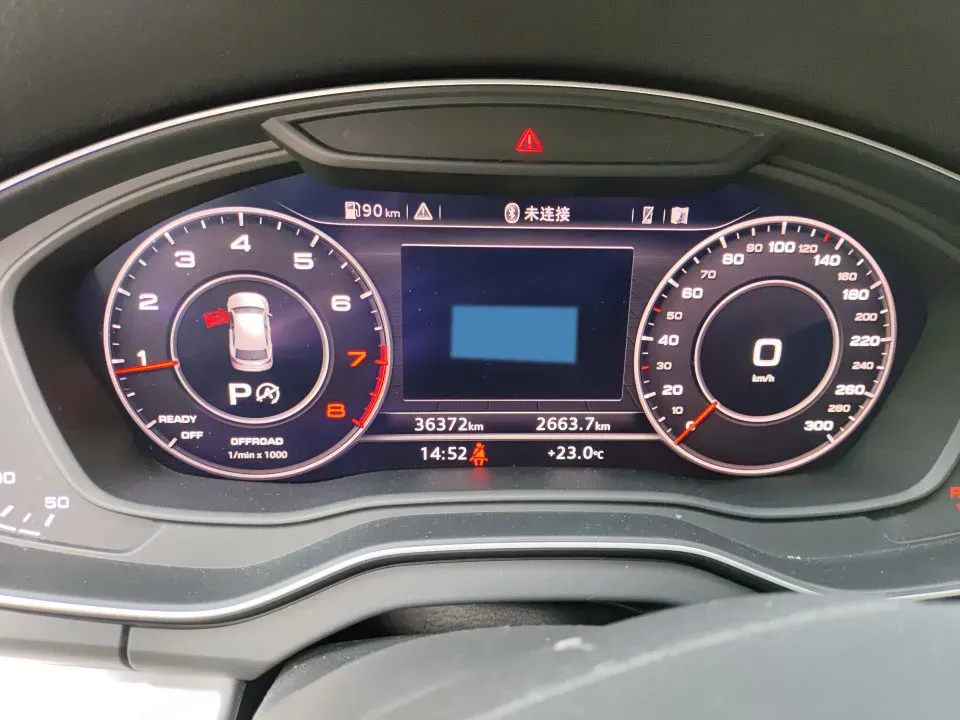 2021 Audi Q5L 2.0T 190HP L4 7DCT,autocango,china used car exporter,china ev exporter,chinese used car exporter,chinese used ev exporter