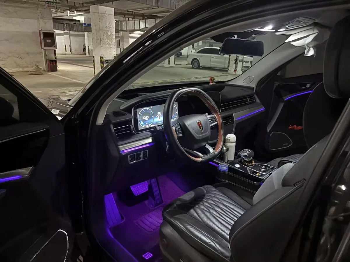 2022 HongQi HS5 2.0T 224HP L4 6AT,autocango,china used car exporter,china ev exporter,chinese used car exporter,chinese used ev exporter