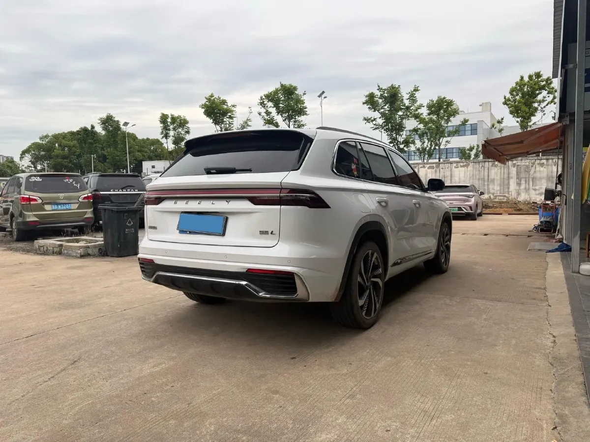 2023 Geely Monjaro 2.0T 238HP L4 8AT,autocango,china used car exporter,china ev exporter,chinese used car exporter,chinese used ev exporter