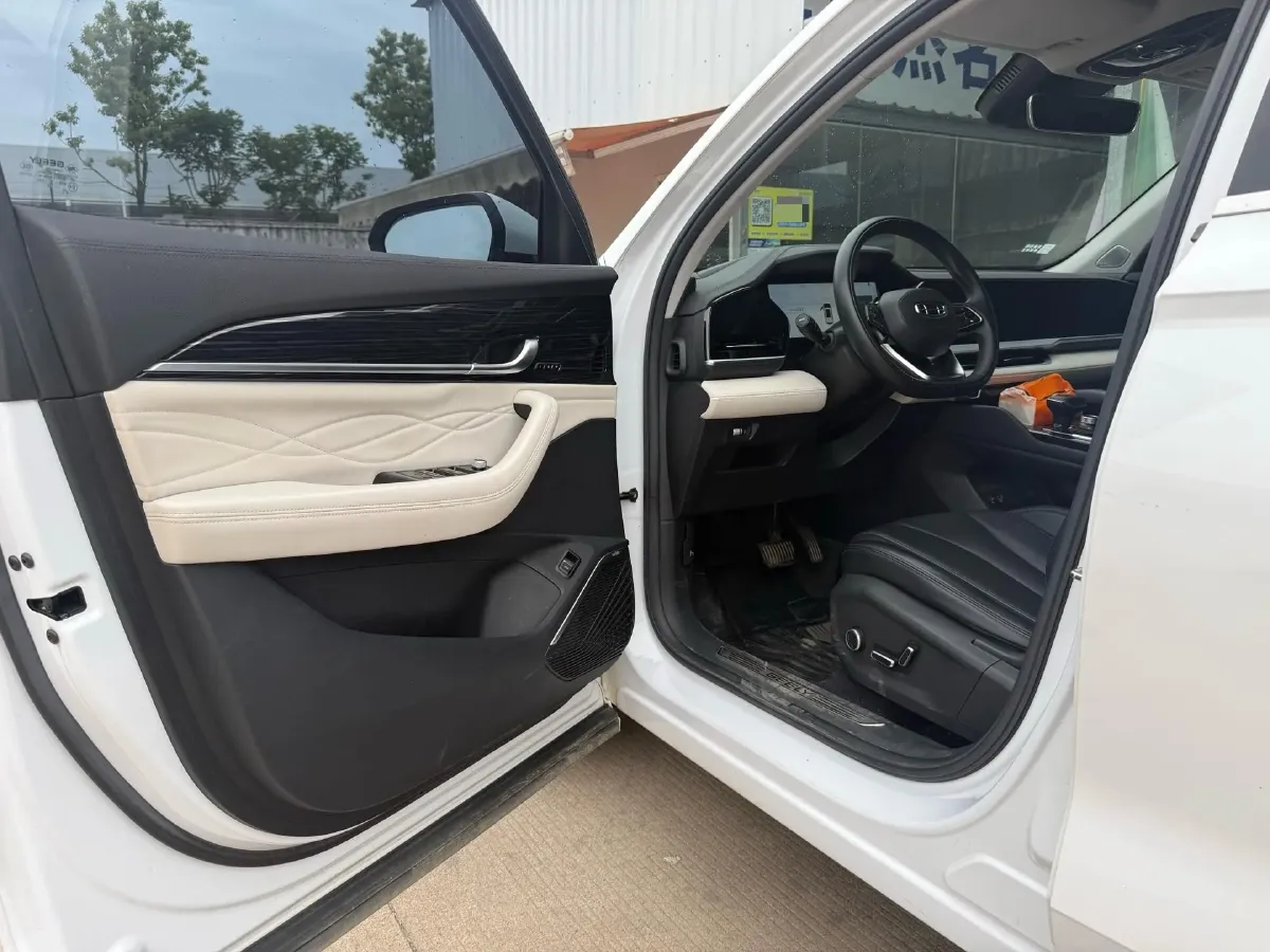2023 Geely Monjaro 2.0T 238HP L4 8AT,autocango,china used car exporter,china ev exporter,chinese used car exporter,chinese used ev exporter