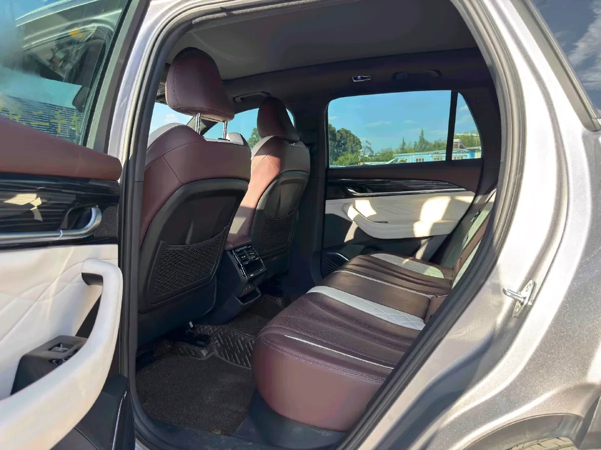 2021 Geely Monjaro 2.0T 238HP L4 8AT,autocango,china used car exporter,china ev exporter,chinese used car exporter,chinese used ev exporter