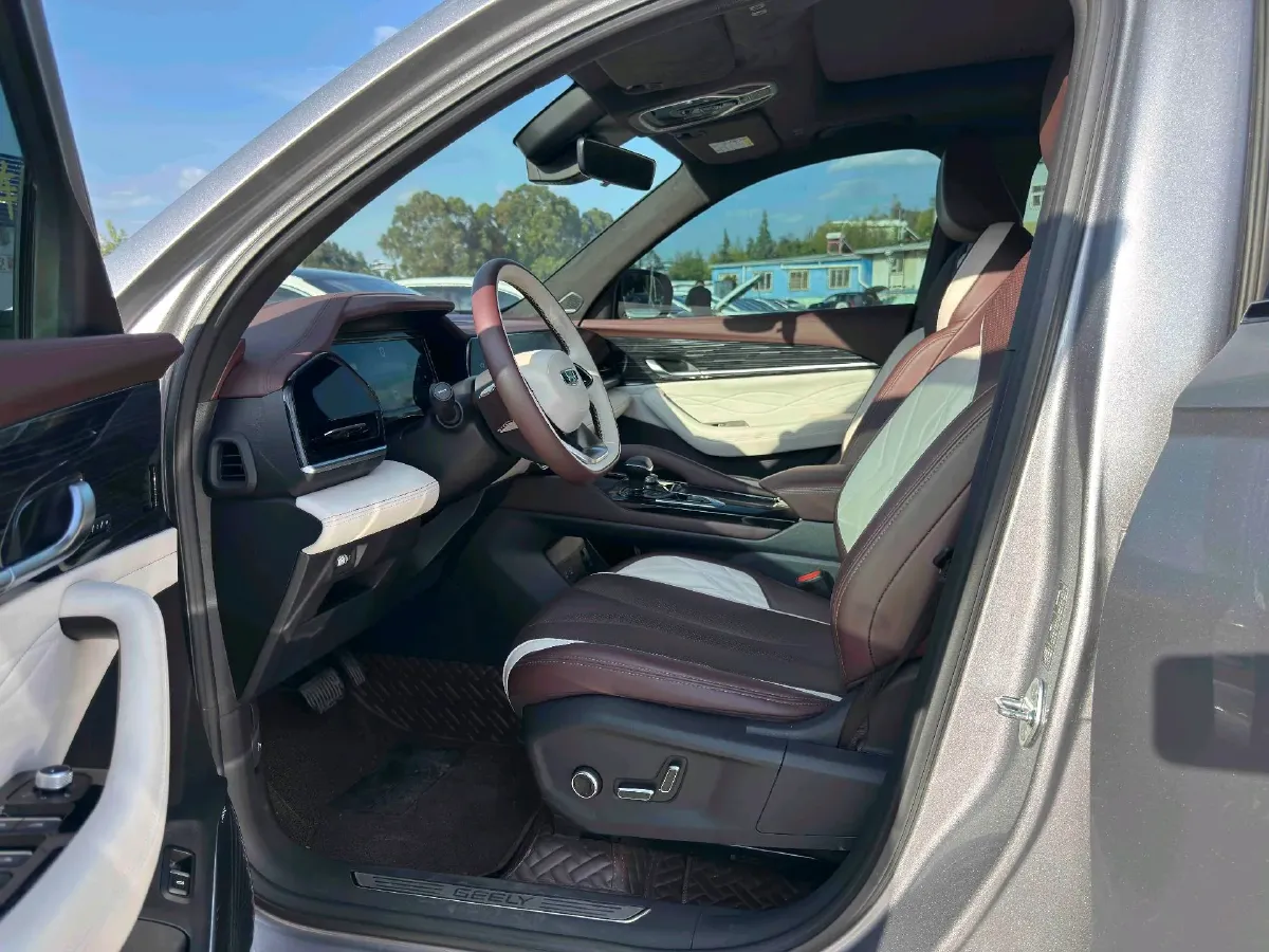 2021 Geely Monjaro 2.0T 238HP L4 8AT,autocango,china used car exporter,china ev exporter,chinese used car exporter,chinese used ev exporter
