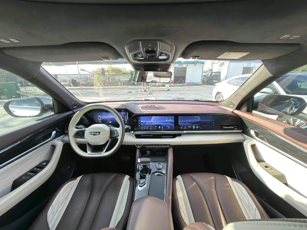 2021 Geely Monjaro 2.0T 238HP L4 8AT,autocango,china used car exporter,china ev exporter,chinese used car exporter,chinese used ev exporter