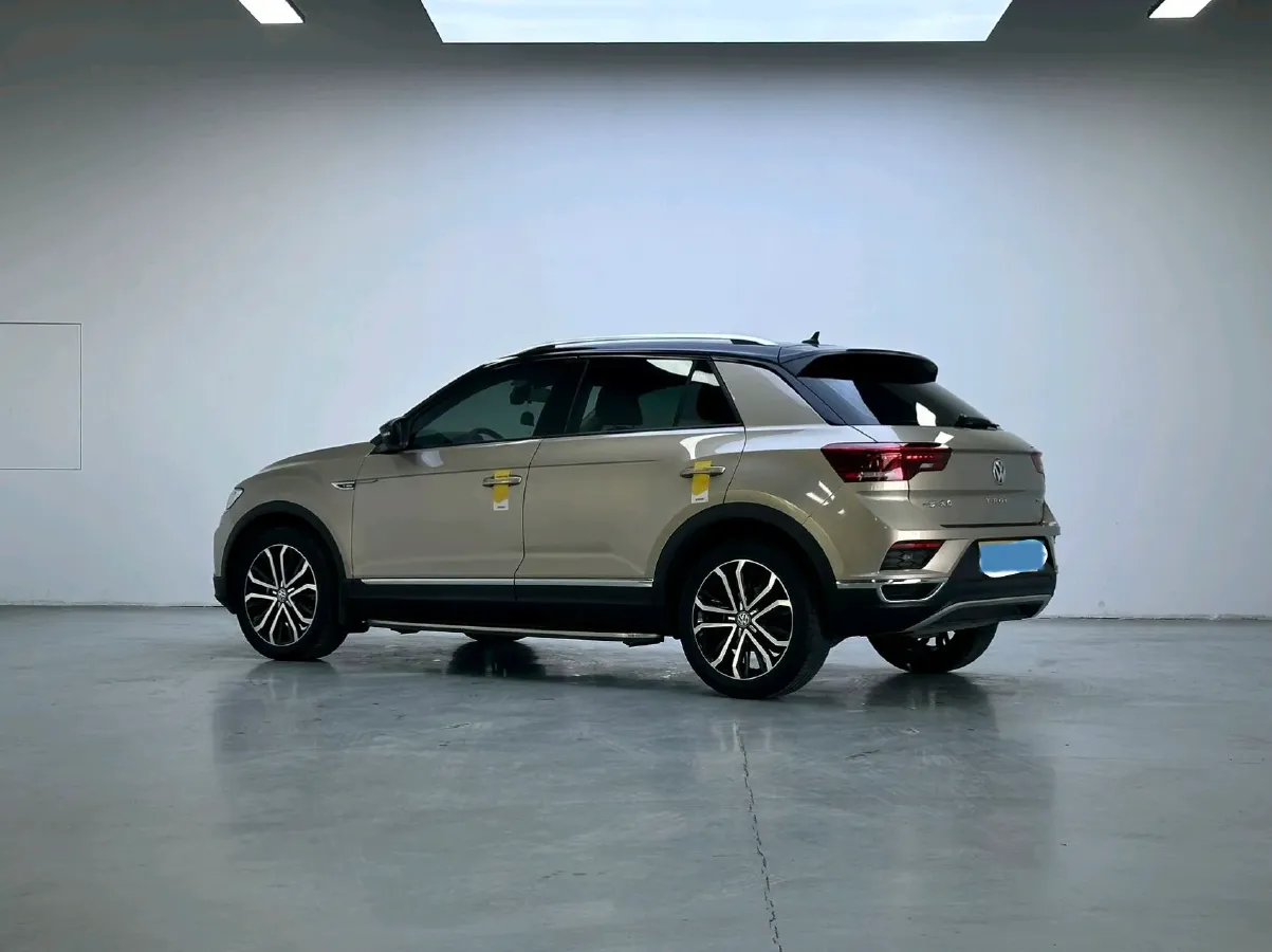 2019 Volkswagen T-Roc 1.4T 150HP L4 7DCT,autocango,china used car exporter,china ev exporter,chinese used car exporter,chinese used ev exporter