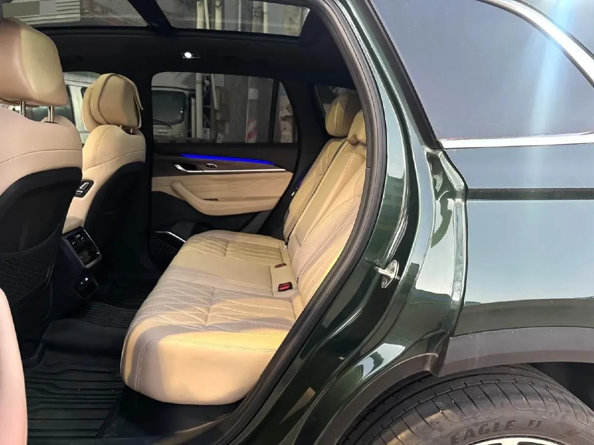 2025 Geely Monjaro 2.0T 238HP L4 8AT,autocango,china used car exporter,china ev exporter,chinese used car exporter,chinese used ev exporter