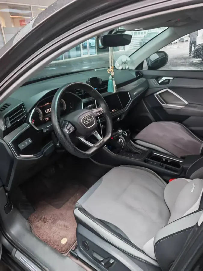 2023 Audi Q3 1.4T 150HP L4 7DCT,autocango,china used car exporter,china ev exporter,chinese used car exporter,chinese used ev exporter