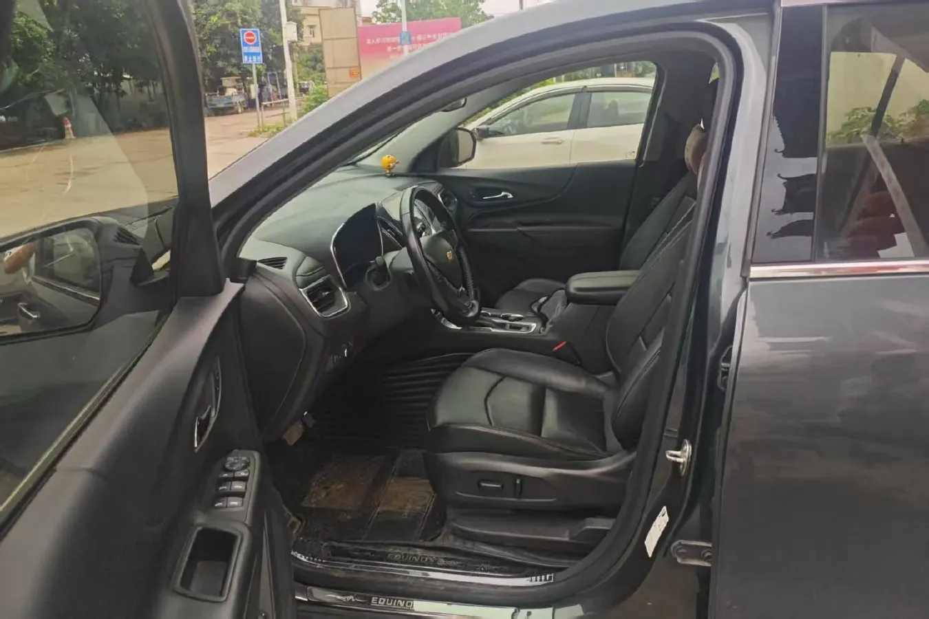 2019 Chevrolet Equinox 1.5T 180HP L4 6AT,autocango,china used car exporter,china ev exporter,chinese used car exporter,chinese used ev exporter