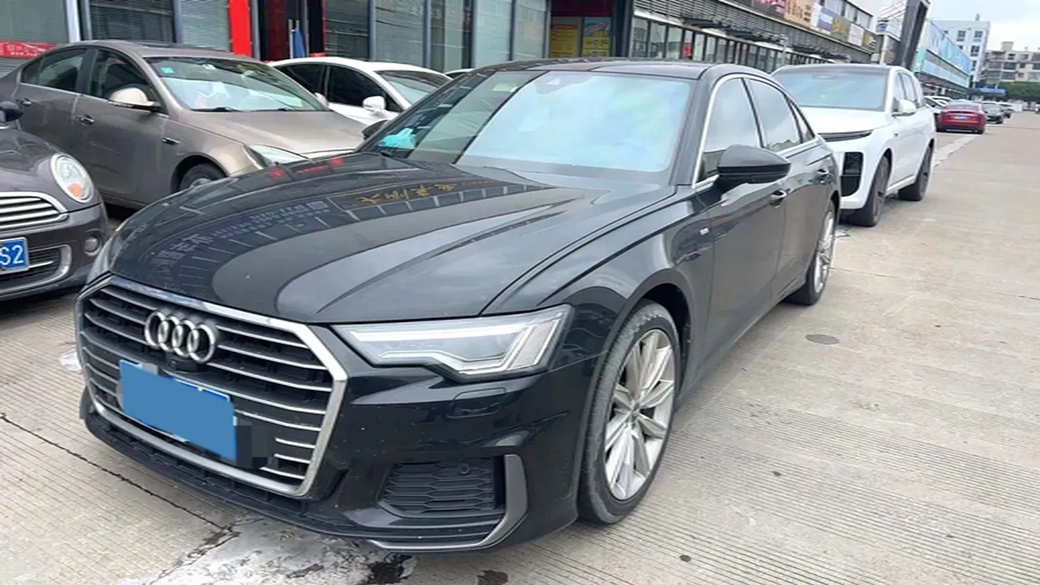 2021 Audi A6L 2.0T 224HP L4 7DCT,autocango,china used car exporter,china ev exporter,chinese used car exporter,chinese used ev exporter