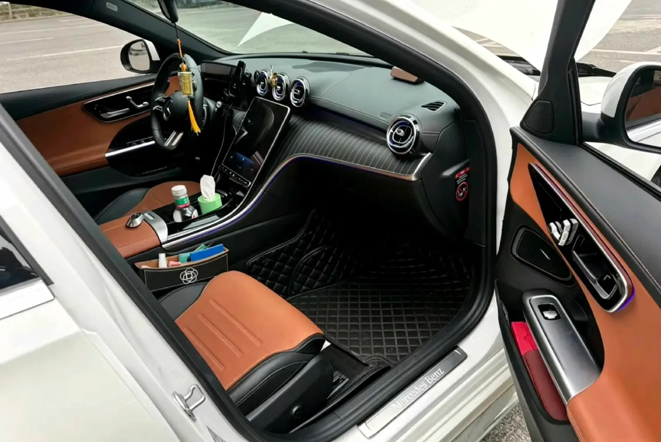 2023 Mercedes-Benz C Class 1.5T 204HP L4 9AT,autocango,china used car exporter,china ev exporter,chinese used car exporter,chinese used ev exporter
