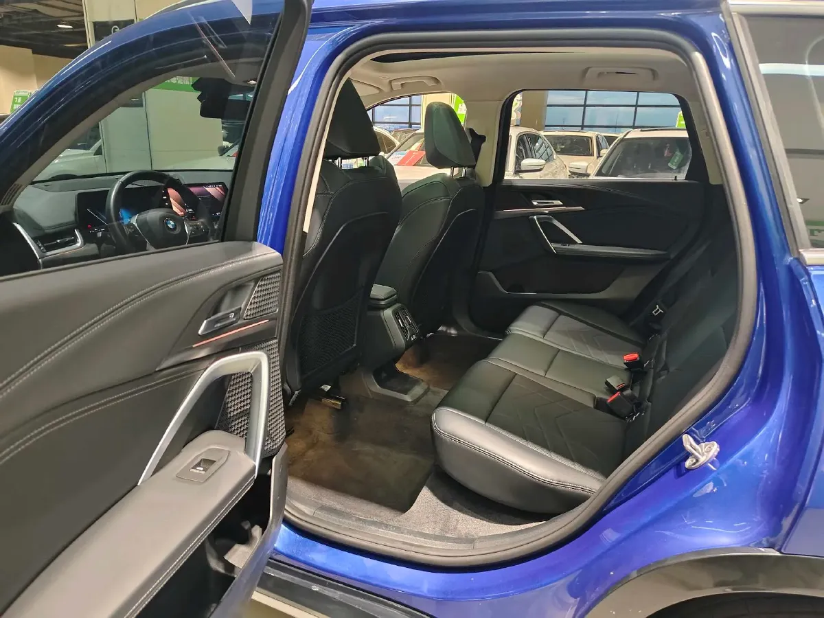 2023 BMW X1 1.5T 156HP L3 7DCT,autocango,china used car exporter,china ev exporter,chinese used car exporter,chinese used ev exporter