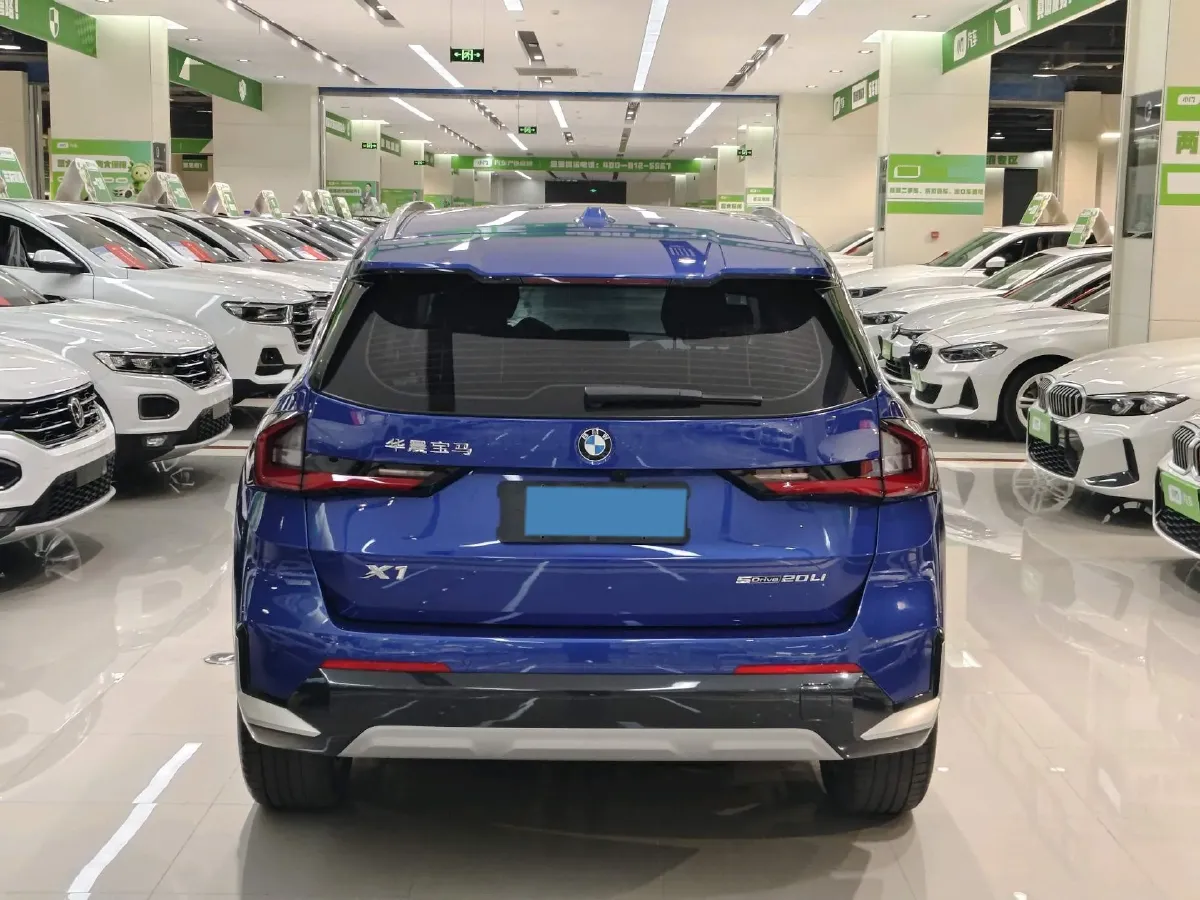 2023 BMW X1 1.5T 156HP L3 7DCT,autocango,china used car exporter,china ev exporter,chinese used car exporter,chinese used ev exporter