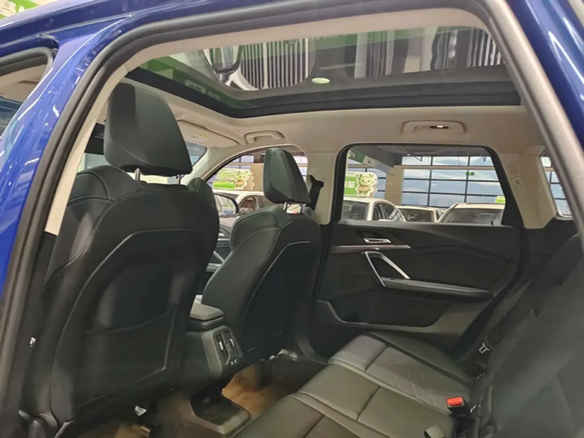 2023 BMW X1 1.5T 156HP L3 7DCT,autocango,china used car exporter,china ev exporter,chinese used car exporter,chinese used ev exporter