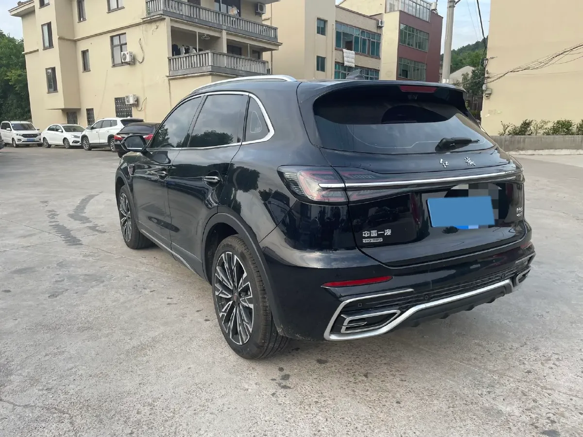 2025 HongQi HS5 2.0T 252HP L4 8AT,autocango,china used car exporter,china ev exporter,chinese used car exporter,chinese used ev exporter