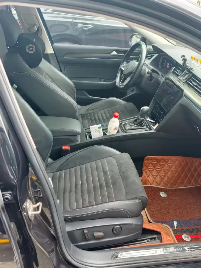 2020 Volkswagen Magotan 2.0T 186HP L4 7DCT,autocango,china used car exporter,china ev exporter,chinese used car exporter,chinese used ev exporter