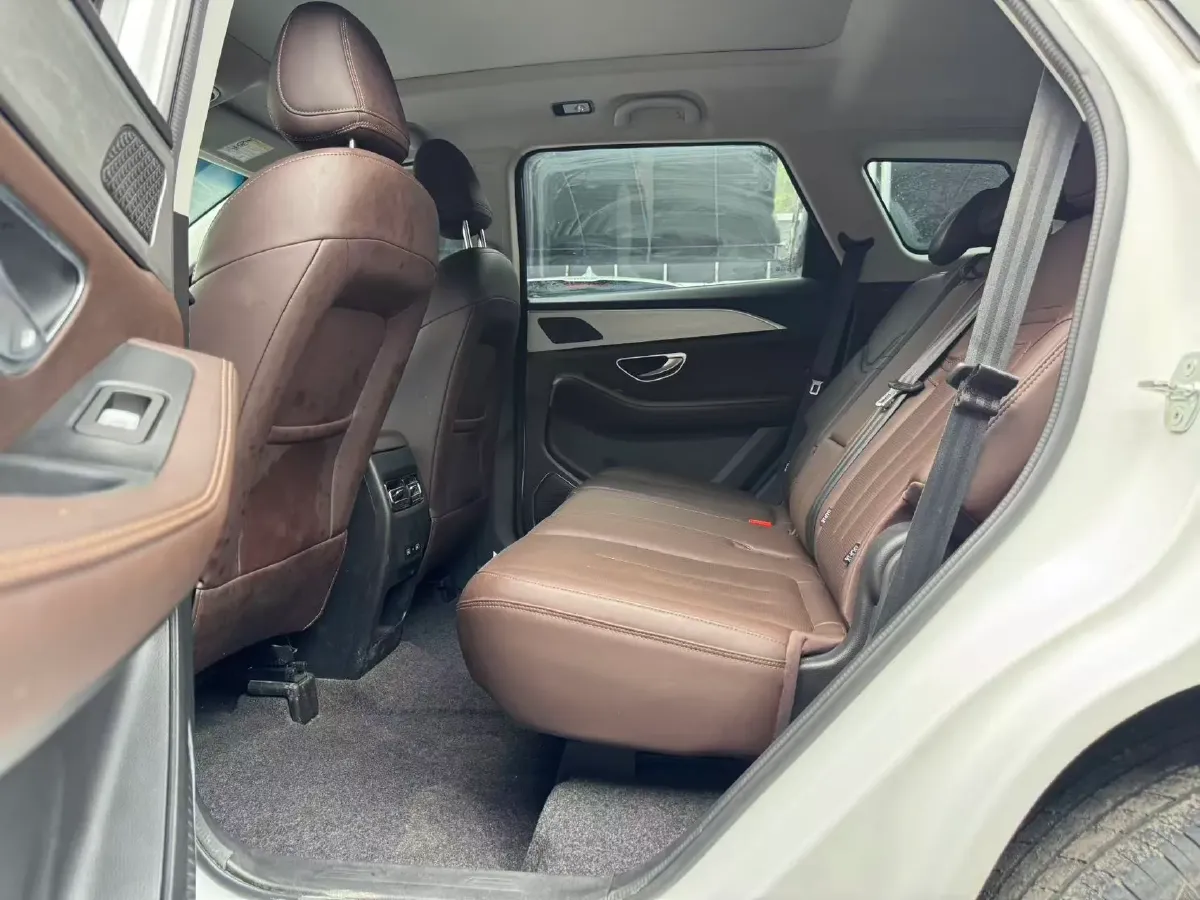 2021 Jetour X90 1.6T 197HP L4 7DCT,autocango,china used car exporter,china ev exporter,chinese used car exporter,chinese used ev exporter
