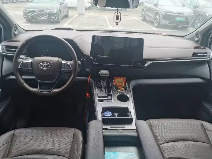 2023 Toyota Sienna 2.5L 189HP L4 E-CVT Hybrid,autocango,china used car exporter,china ev exporter,chinese used car exporter,chinese used ev exporter