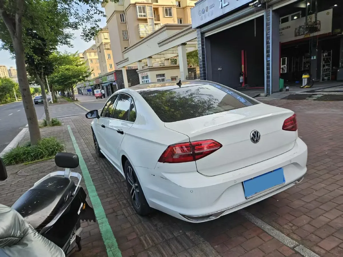 2019 Volkswagen Passat 1.4T 150HP L4 7DCT,autocango,china used car exporter,china ev exporter,chinese used car exporter,chinese used ev exporter