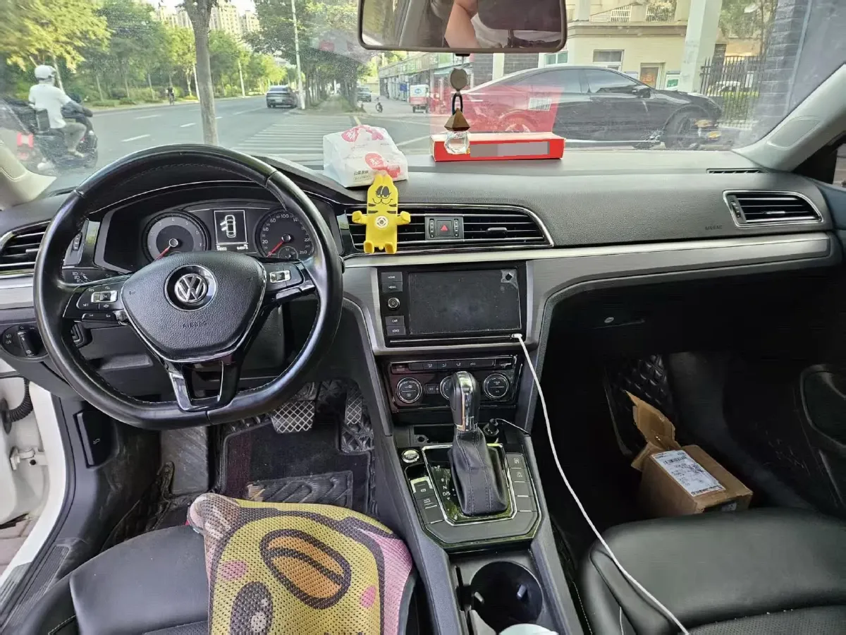 2019 Volkswagen Passat 1.4T 150HP L4 7DCT,autocango,china used car exporter,china ev exporter,chinese used car exporter,chinese used ev exporter