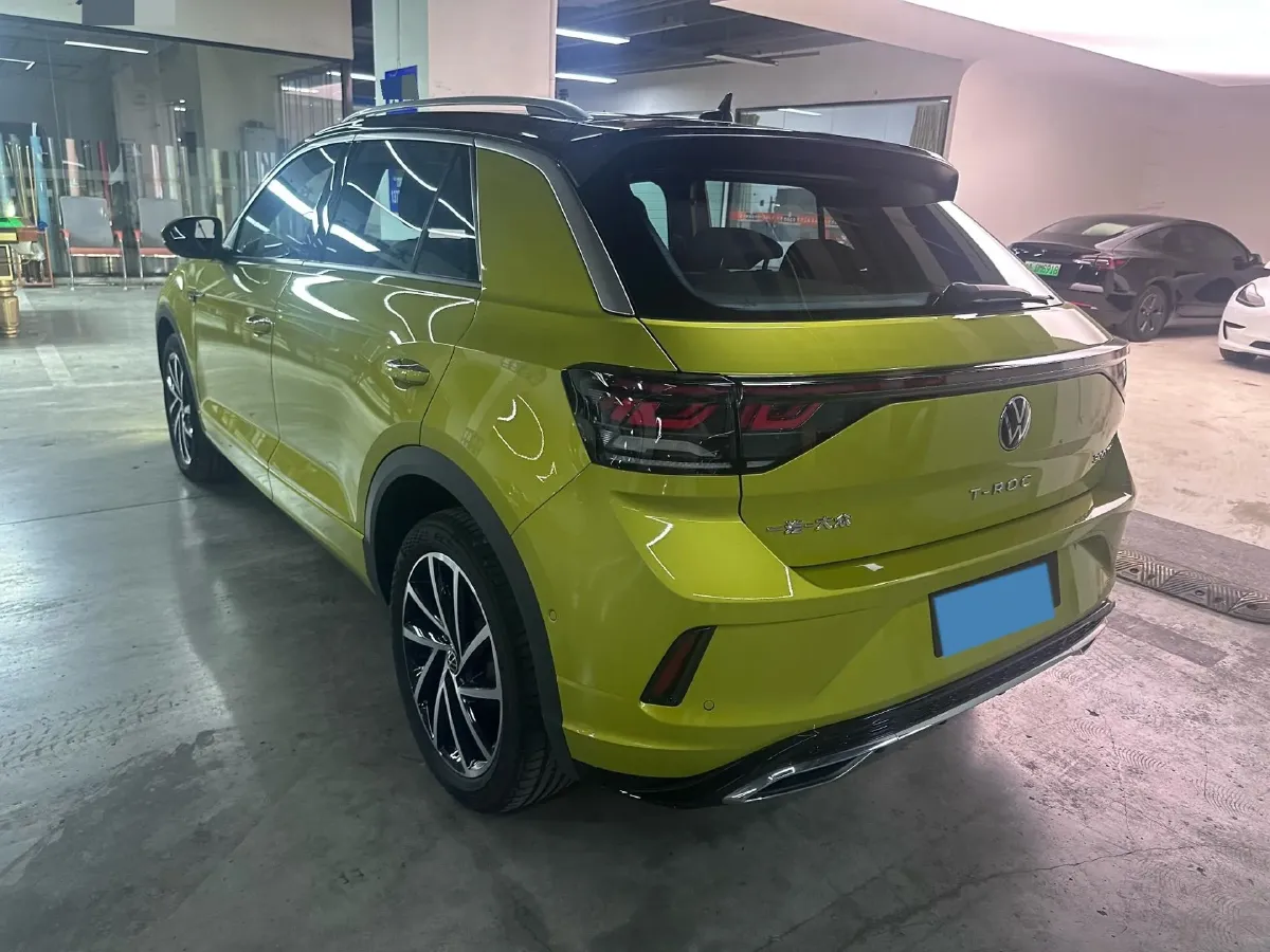 2023 Volkswagen T-Roc 1.5T 160HP L4 7DCT,autocango,china used car exporter,china ev exporter,chinese used car exporter,chinese used ev exporter
