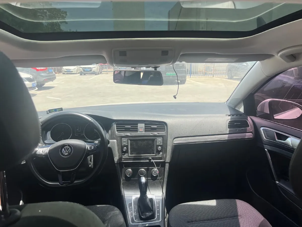 2018 Volkswagen Golf 1.4T 131HP L4 7DCT,autocango,china used car exporter,china ev exporter,chinese used car exporter,chinese used ev exporter