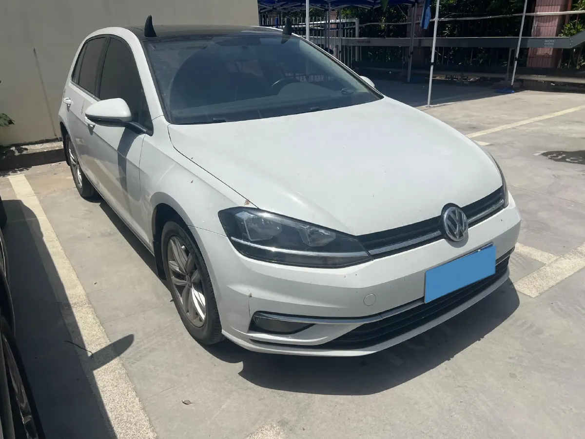 2018 Volkswagen Golf 1.4T 131HP L4 7DCT,autocango,china used car exporter,china ev exporter,chinese used car exporter,chinese used ev exporter