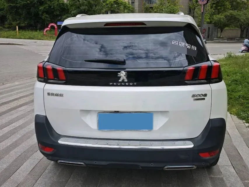 2017 Peugeot 5008 1.8T 204HP L4 6AT,autocango,china used car exporter,china ev exporter,chinese used car exporter,chinese used ev exporter