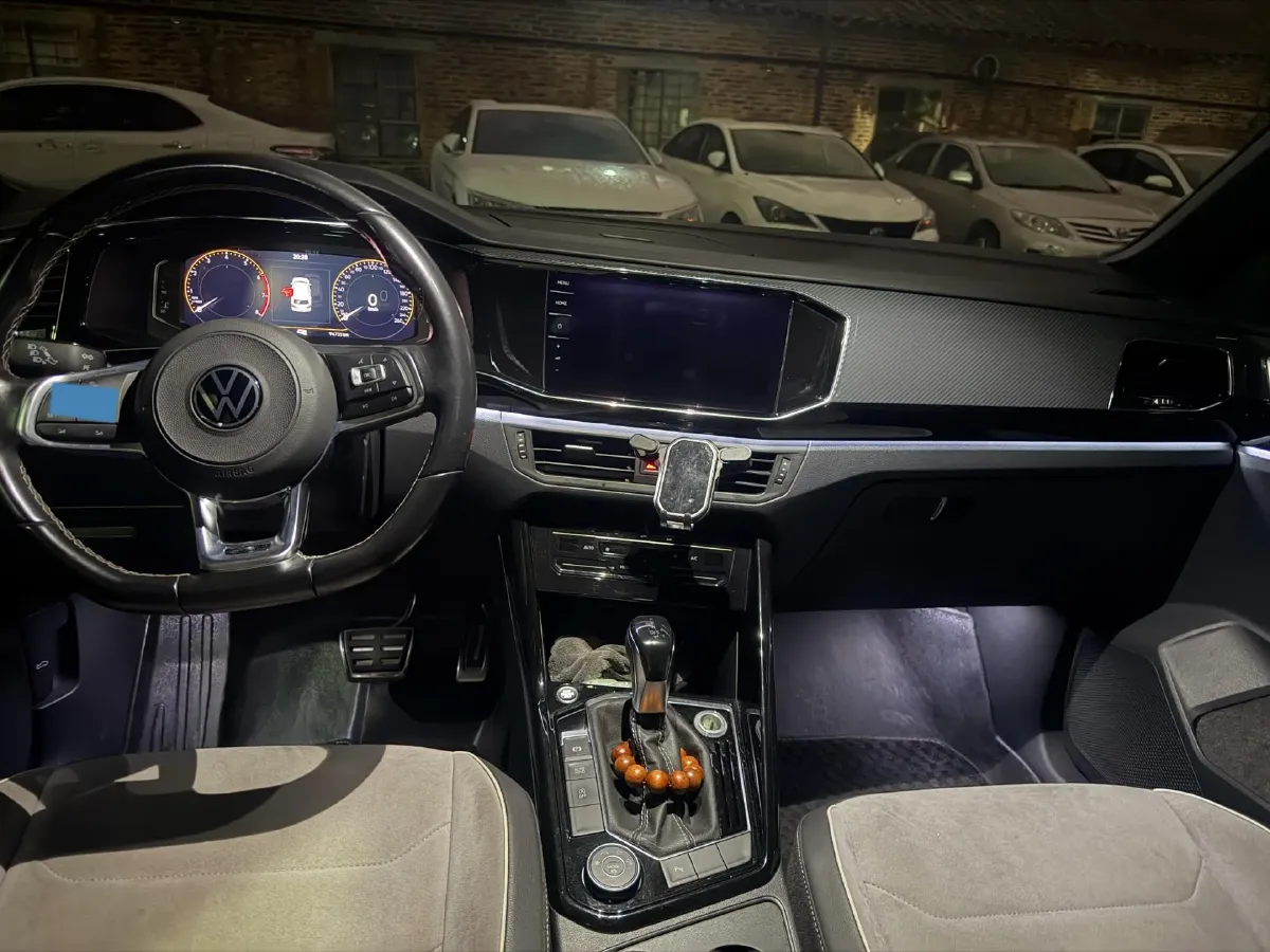 2020 Volkswagen Tayron 2.0T 220HP L4 7DCT,autocango,china used car exporter,china ev exporter,chinese used car exporter,chinese used ev exporter