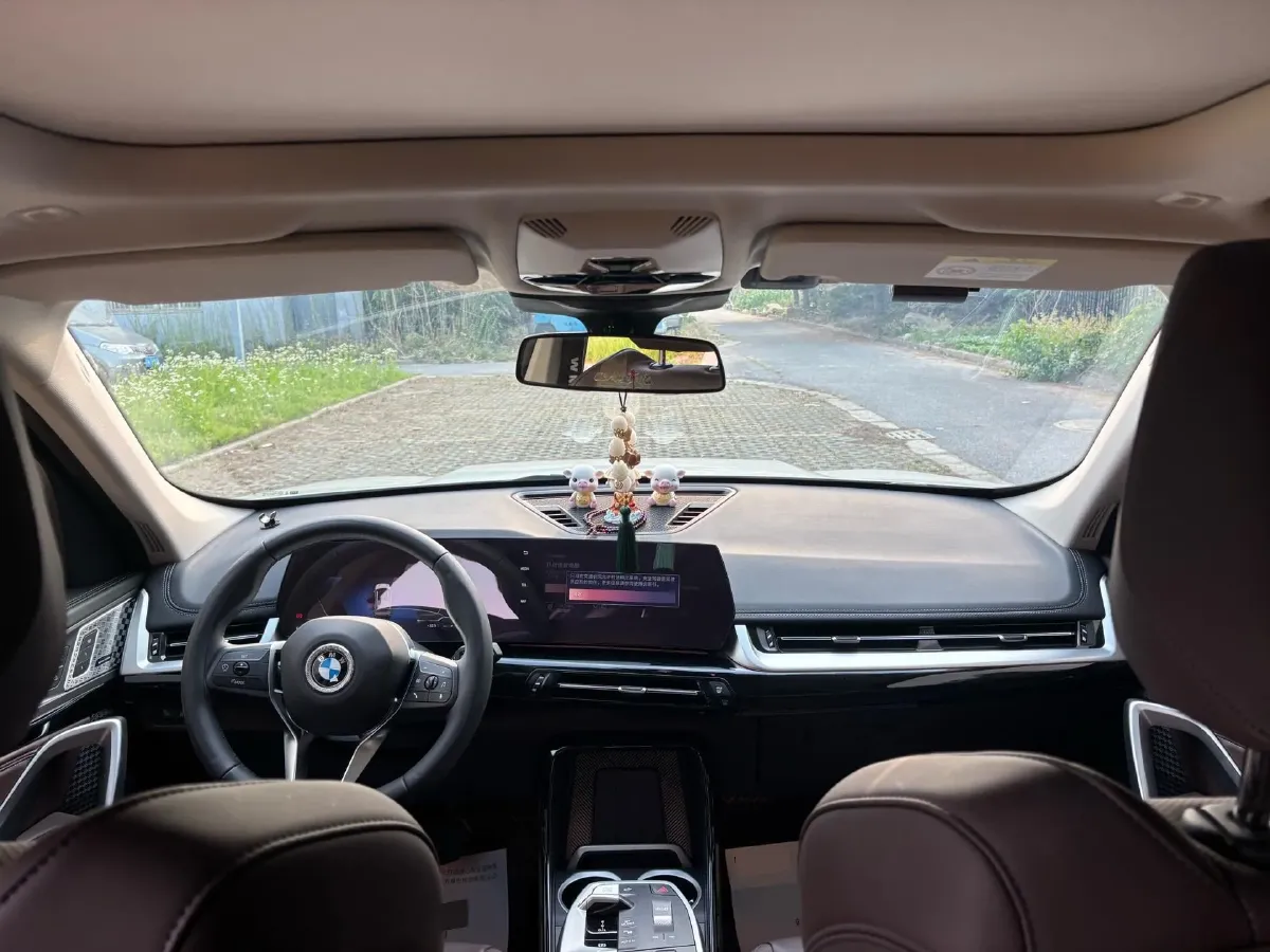 2024 BMW X1 2.0T 204HP L4 7DCT,autocango,china used car exporter,china ev exporter,chinese used car exporter,chinese used ev exporter