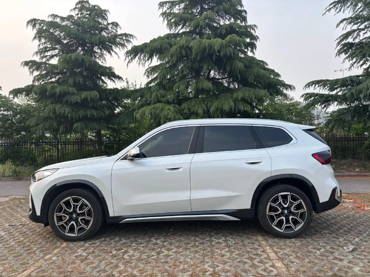 2024 BMW X1 2.0T 204HP L4 7DCT,autocango,china used car exporter,china ev exporter,chinese used car exporter,chinese used ev exporter
