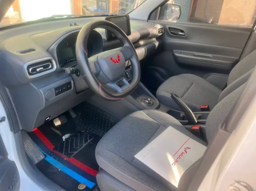2024 WuLing HongGuang New Energy BEV 32.6KWH,autocango,china used car exporter,china ev exporter,chinese used car exporter,chinese used ev exporter