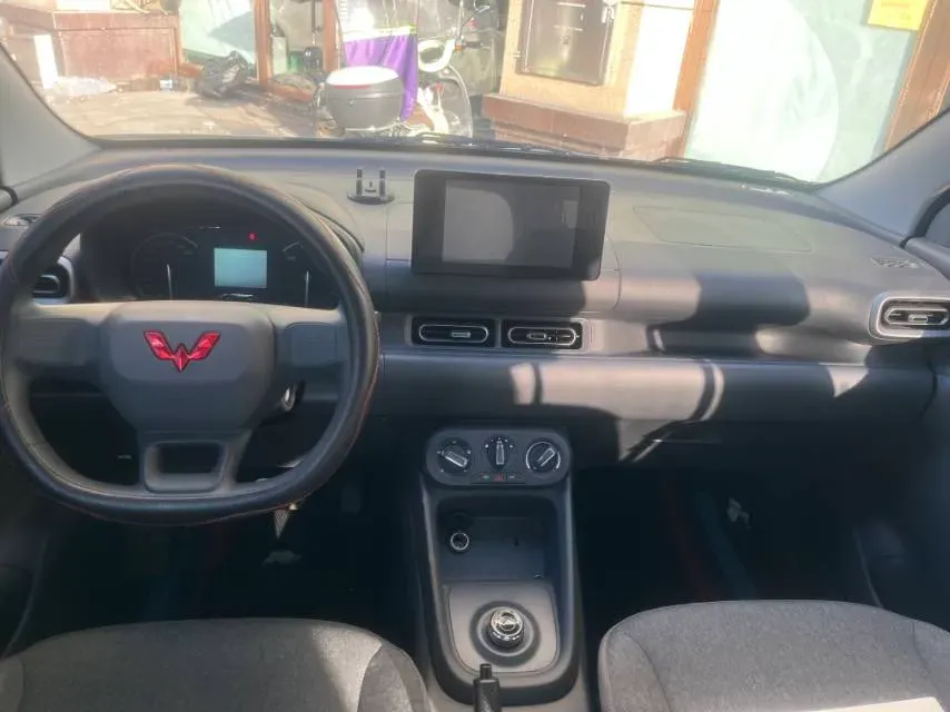 2024 WuLing HongGuang New Energy BEV 32.6KWH,autocango,china used car exporter,china ev exporter,chinese used car exporter,chinese used ev exporter