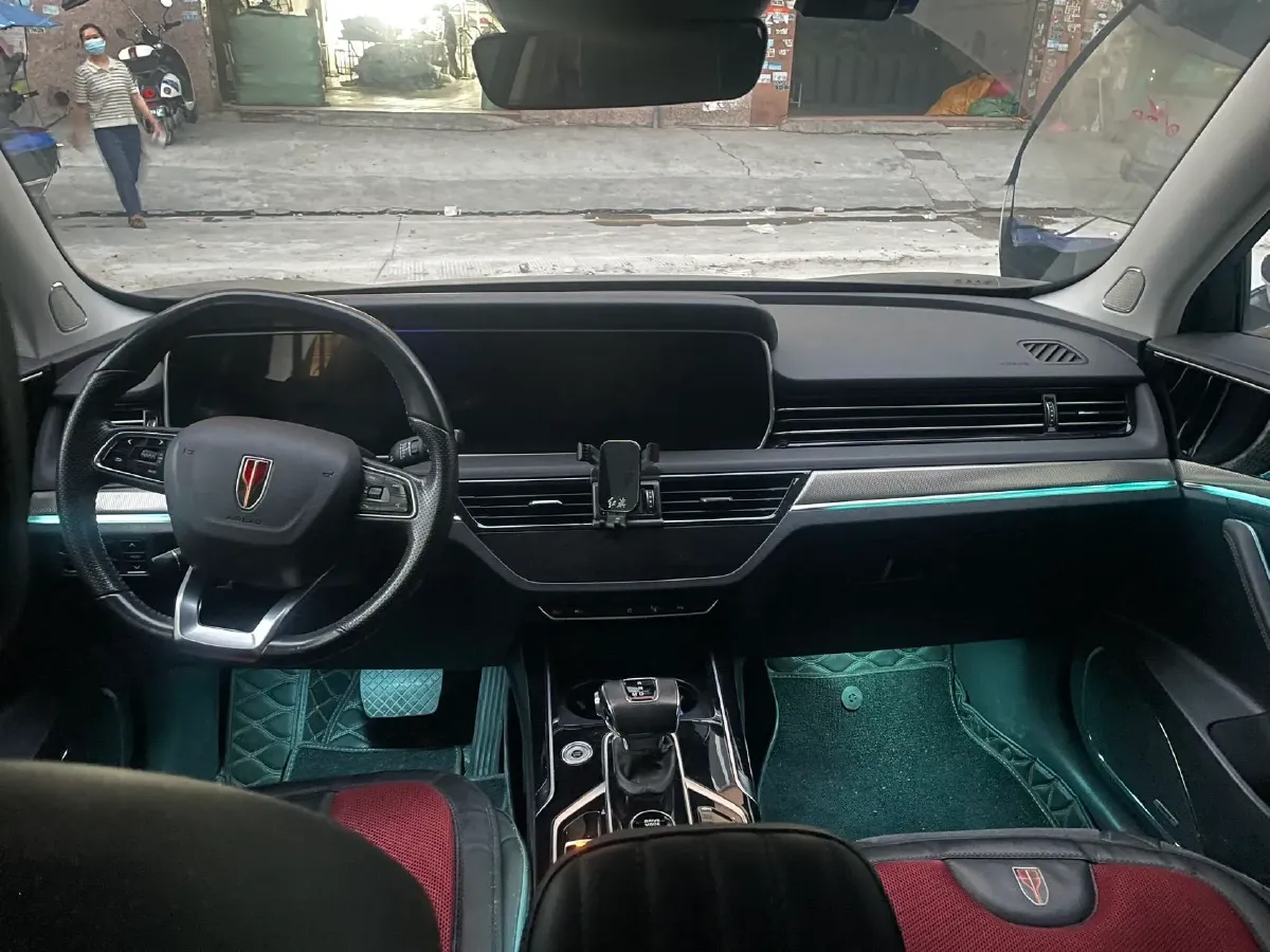 2019 HongQi HS5 2.0T 224HP L4 6AT,autocango,china used car exporter,china ev exporter,chinese used car exporter,chinese used ev exporter