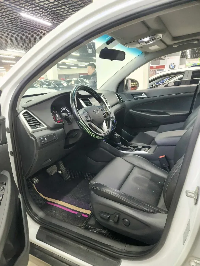 2015 Hyundai Tucson 1.6T 177HP L4 7DCT,autocango,china used car exporter,china ev exporter,chinese used car exporter,chinese used ev exporter