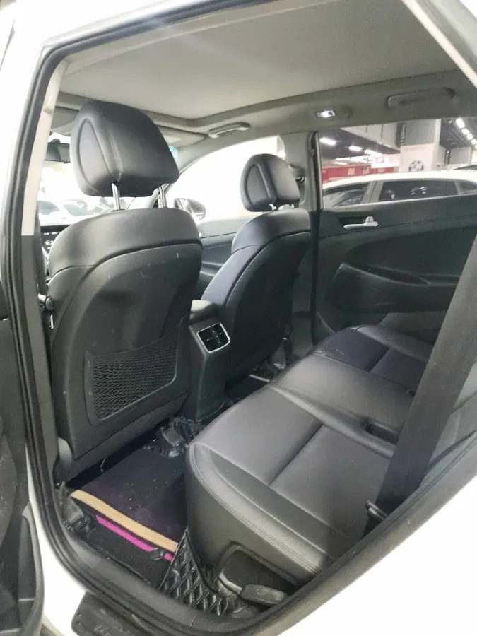 2015 Hyundai Tucson 1.6T 177HP L4 7DCT,autocango,china used car exporter,china ev exporter,chinese used car exporter,chinese used ev exporter