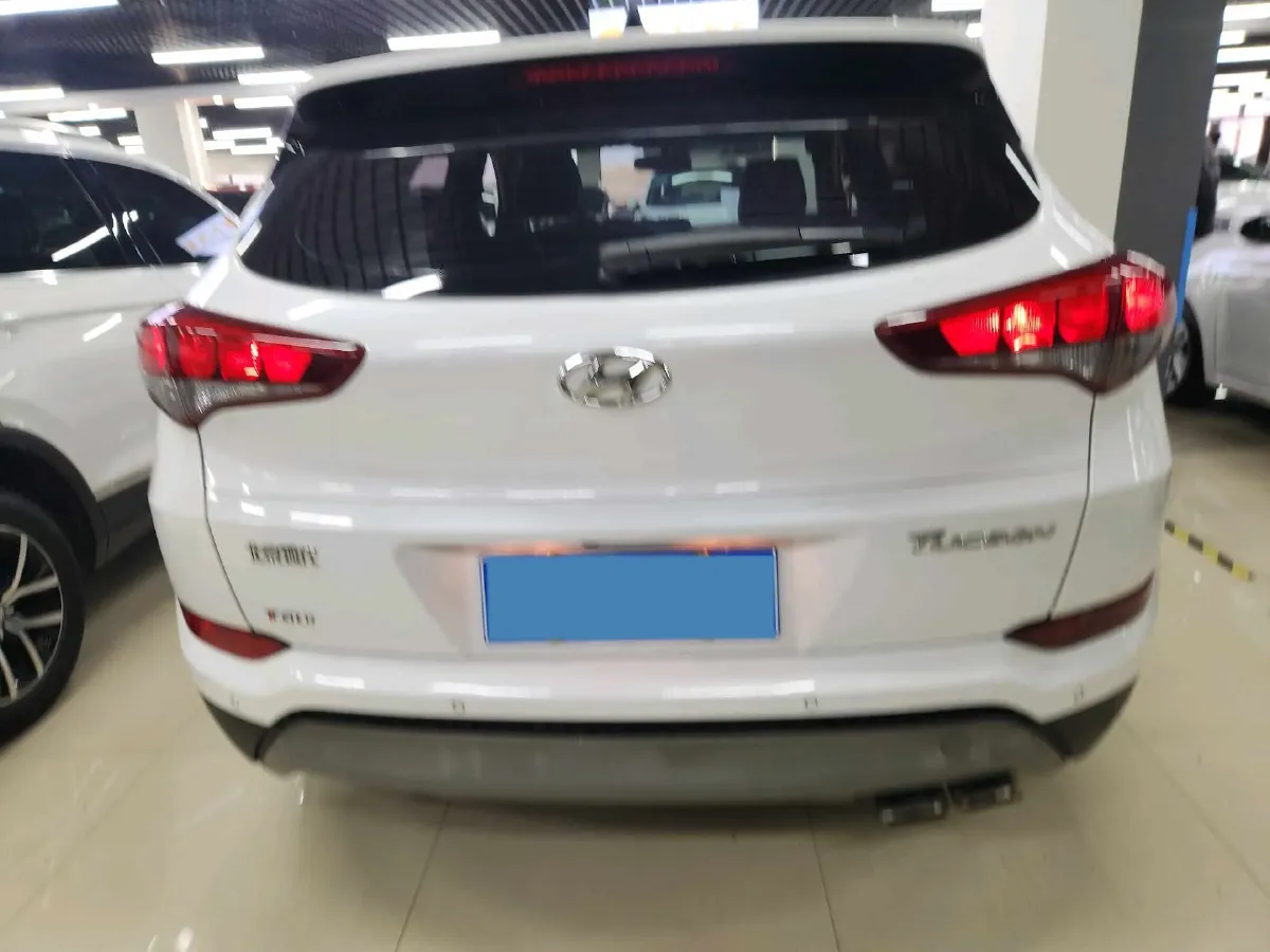 2015 Hyundai Tucson 1.6T 177HP L4 7DCT,autocango,china used car exporter,china ev exporter,chinese used car exporter,chinese used ev exporter