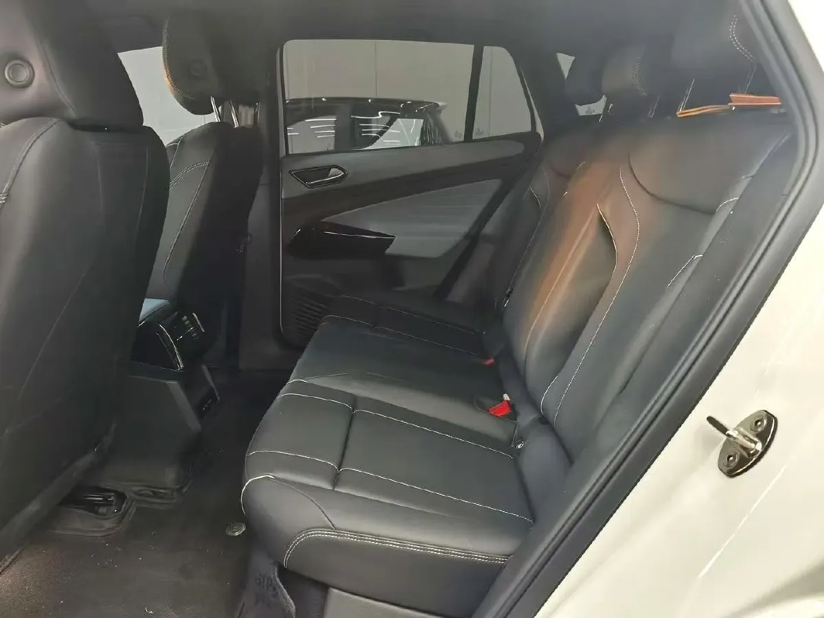2025 Volkswagen ID.4 X BEV 52.8KWH,autocango,china used car exporter,china ev exporter,chinese used car exporter,chinese used ev exporter