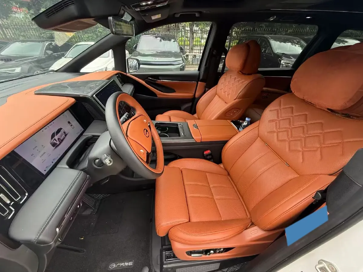 2025 GAC Trumpchi M8 2.0T 190HP L4 2DHT PHEV,autocango,china used car exporter,china ev exporter,chinese used car exporter,chinese used ev exporter