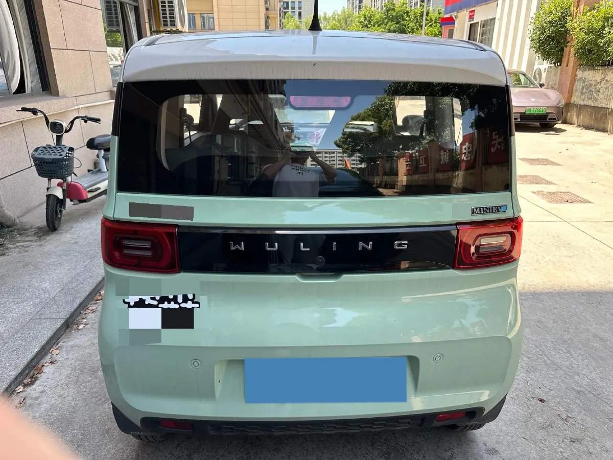 2021 WuLing HongGuang MINI EV BEV 13.8KWH,autocango,china used car exporter,china ev exporter,chinese used car exporter,chinese used ev exporter