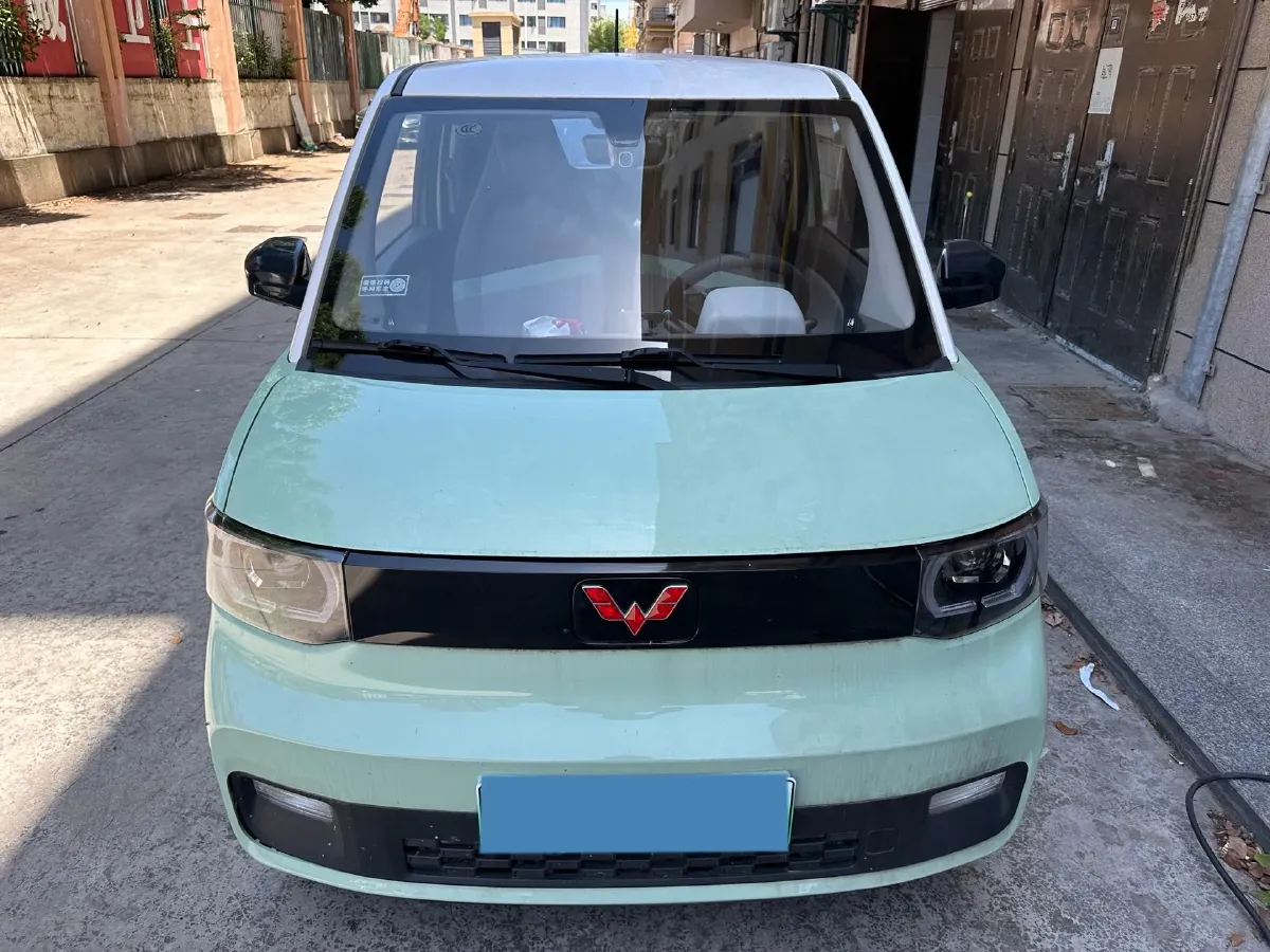 2021 WuLing HongGuang MINI EV BEV 13.8KWH,autocango,china used car exporter,china ev exporter,chinese used car exporter,chinese used ev exporter