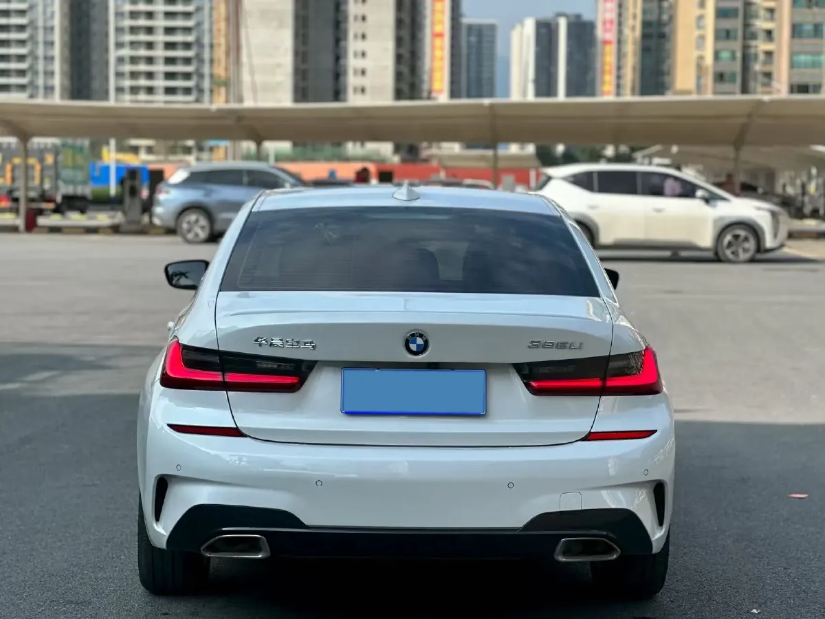 2022 BMW 3 Series 2.0T 184HP L4 8AT,autocango,china used car exporter,china ev exporter,chinese used car exporter,chinese used ev exporter