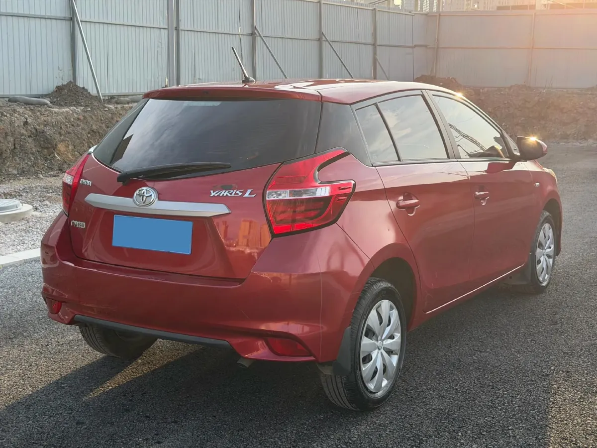 2017 Toyota Yaris L 1.5L 107HP L4 CVT,autocango,china used car exporter,china ev exporter,chinese used car exporter,chinese used ev exporter