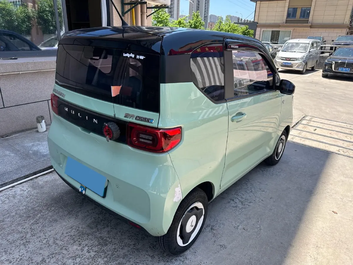 2021 WuLing HongGuang MINI EV BEV 13.9KWH,autocango,china used car exporter,china ev exporter,chinese used car exporter,chinese used ev exporter