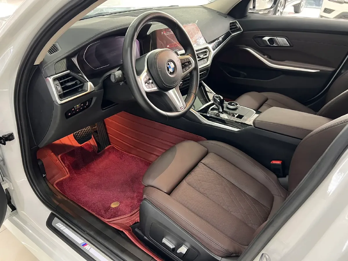2022 BMW 3 Series 2.0T 156HP L4 8AT,autocango,china used car exporter,china ev exporter,chinese used car exporter,chinese used ev exporter