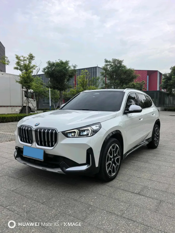 2024 BMW X1 2.0T 204HP L4 7DCT,autocango,china used car exporter,china ev exporter,chinese used car exporter,chinese used ev exporter