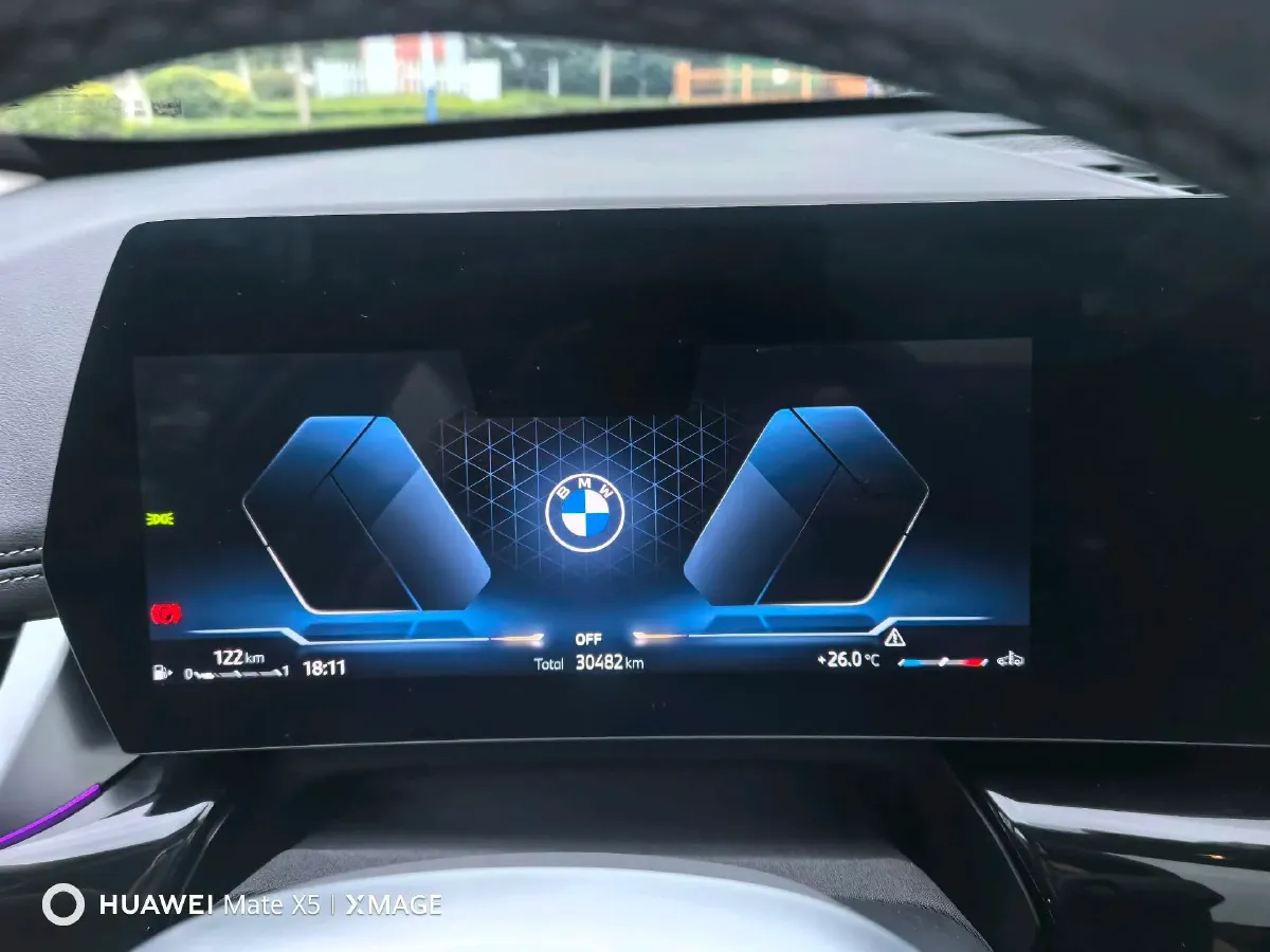 2024 BMW X1 2.0T 204HP L4 7DCT,autocango,china used car exporter,china ev exporter,chinese used car exporter,chinese used ev exporter