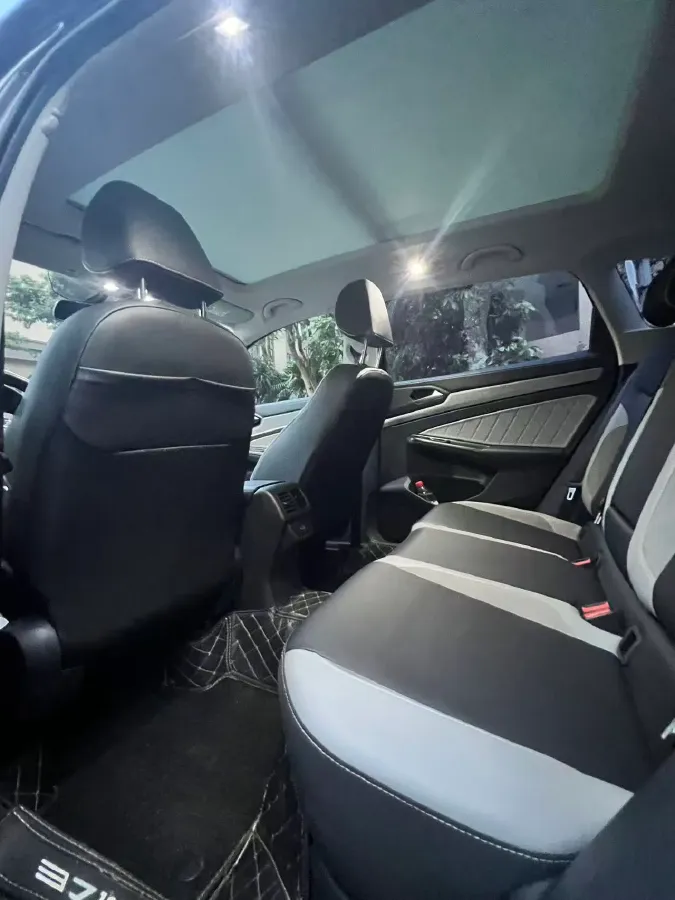 2023 Jetta VS7 1.4T 150HP L4 6AT,autocango,china used car exporter,china ev exporter,chinese used car exporter,chinese used ev exporter