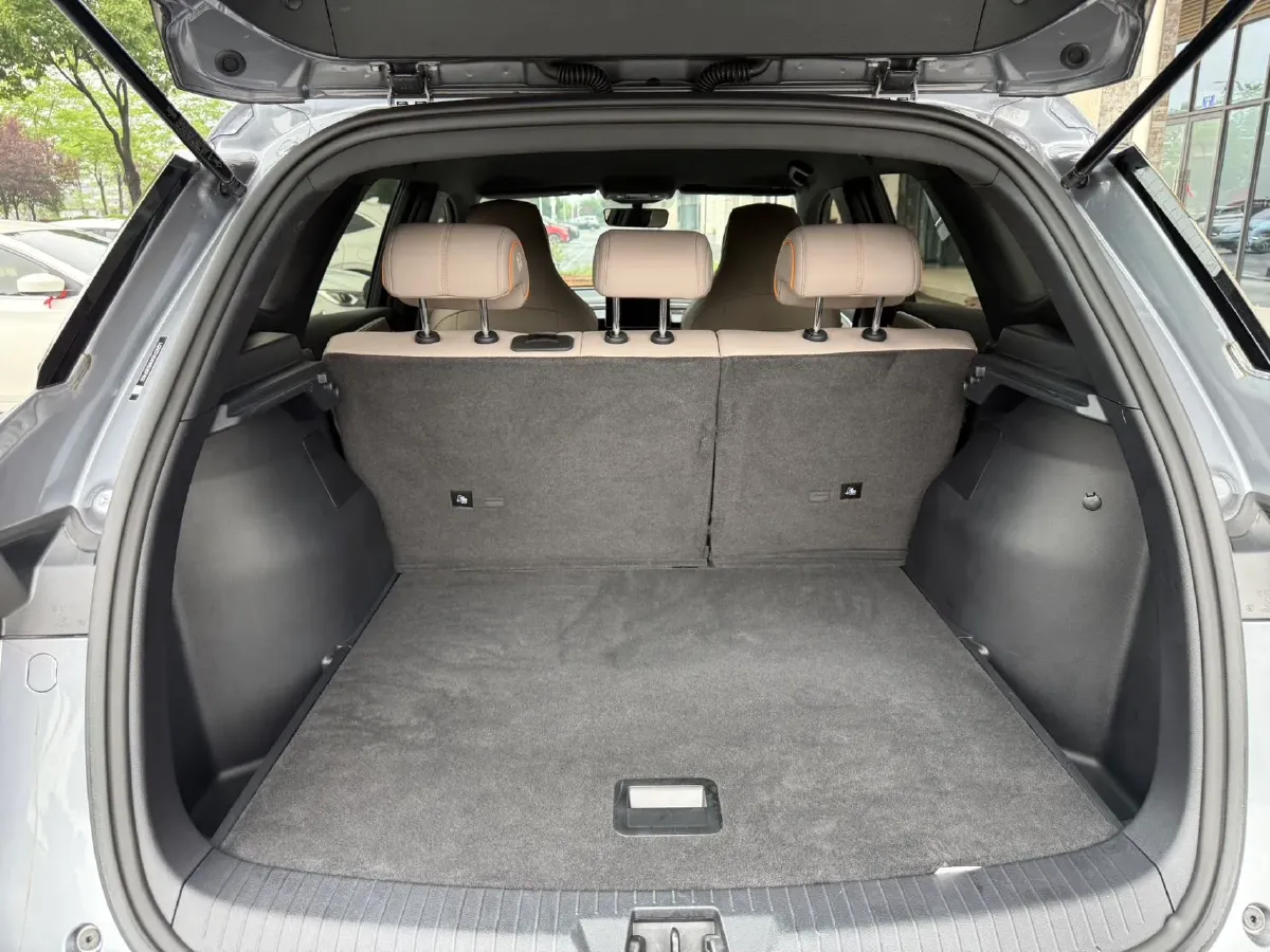 2024 BYD Song Pro 1.5L 110HP L4 E-CVT PHEV 12.9KWH,autocango,china used car exporter,china ev exporter,chinese used car exporter,chinese used ev exporter