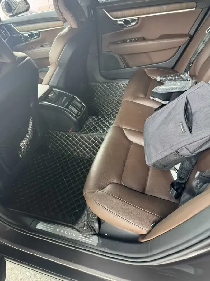 2021 Volvo S90 2.0T 250HP L4 8AT,autocango,china used car exporter,china ev exporter,chinese used car exporter,chinese used ev exporter